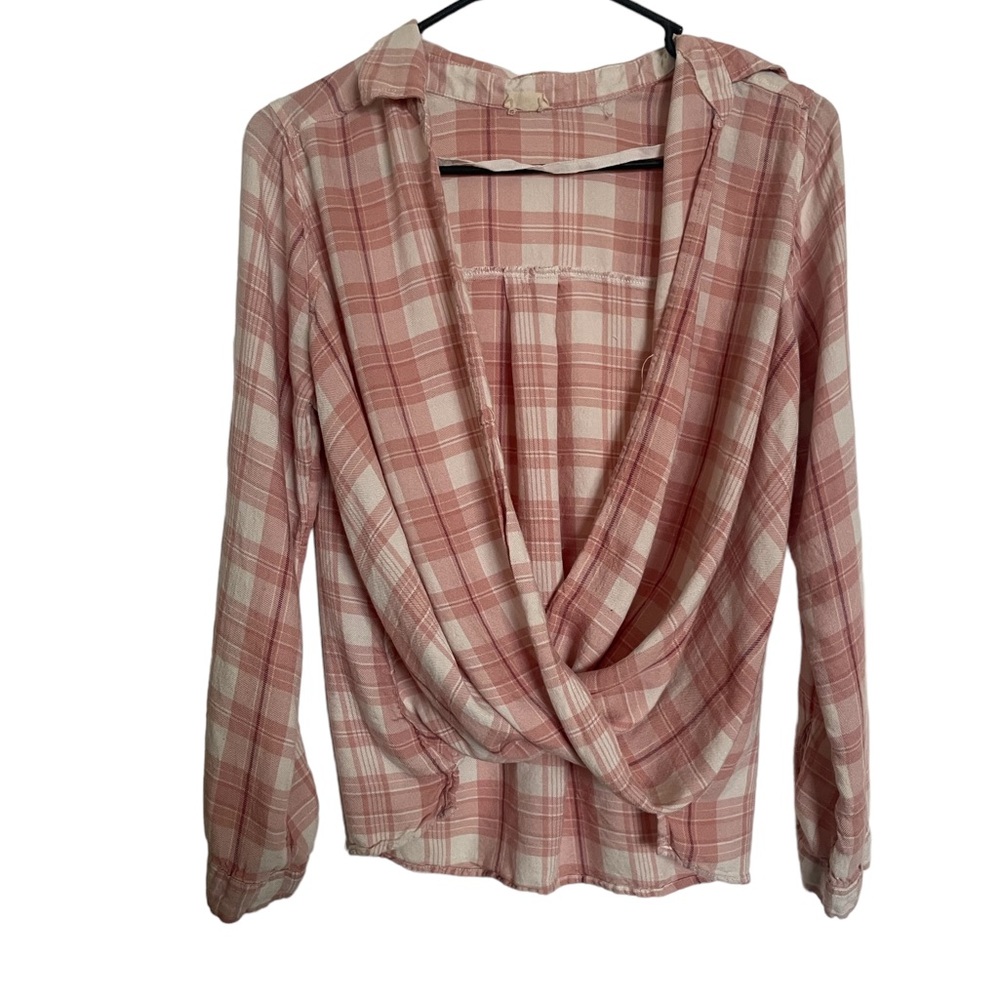 Hollister pink plaid wrap blouse long sleeve size M